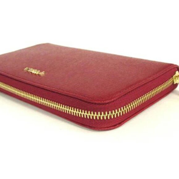 Furla extra large zip around leather wallet. Brand new with tags in box - Picture 4 of 5